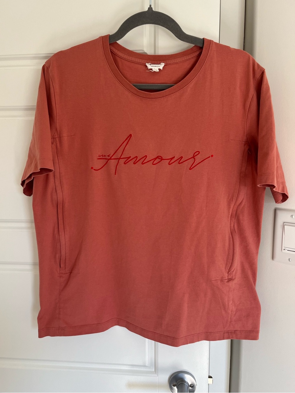Tajinebanane breastfeeding top